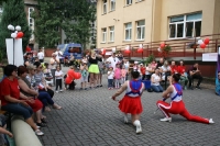 100 par nóżek kroczy śladami Polski Niepodległej. Relacja z festynu.