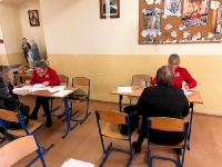 Aby nie poddali się rezygnacji.