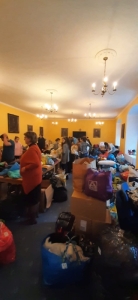 Caritas Diecezji Opolskiej w Opolu niesie pomoc uchodźcom wojennym z Ukrainy.