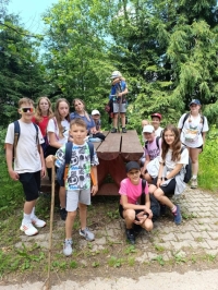 „Obcując z naturą - chwalimy Pana Boga”.